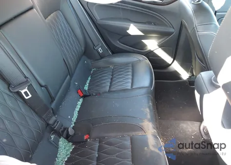 2019 Buick Regal Sportback Awd Avenir z USA, uszkodzony, nr VIN W04GW6SX7K1002958